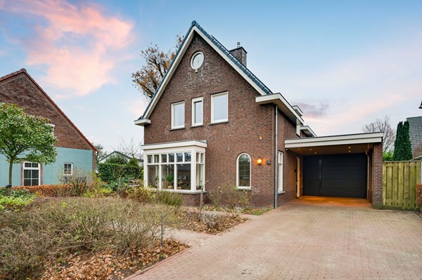 For sale: Startprijs € 775.000,- k.k. ( bieden vanaf)